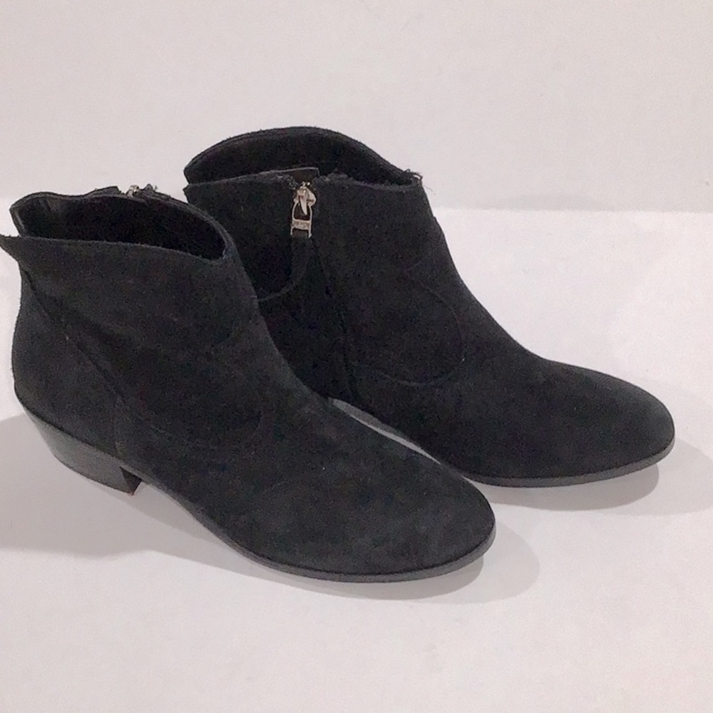 Sam Edelman black suede ankle booties size 6